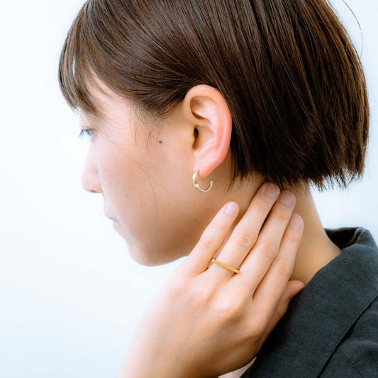 _Fot/ brass plate earring M _ twist 1003a - haus-netstore