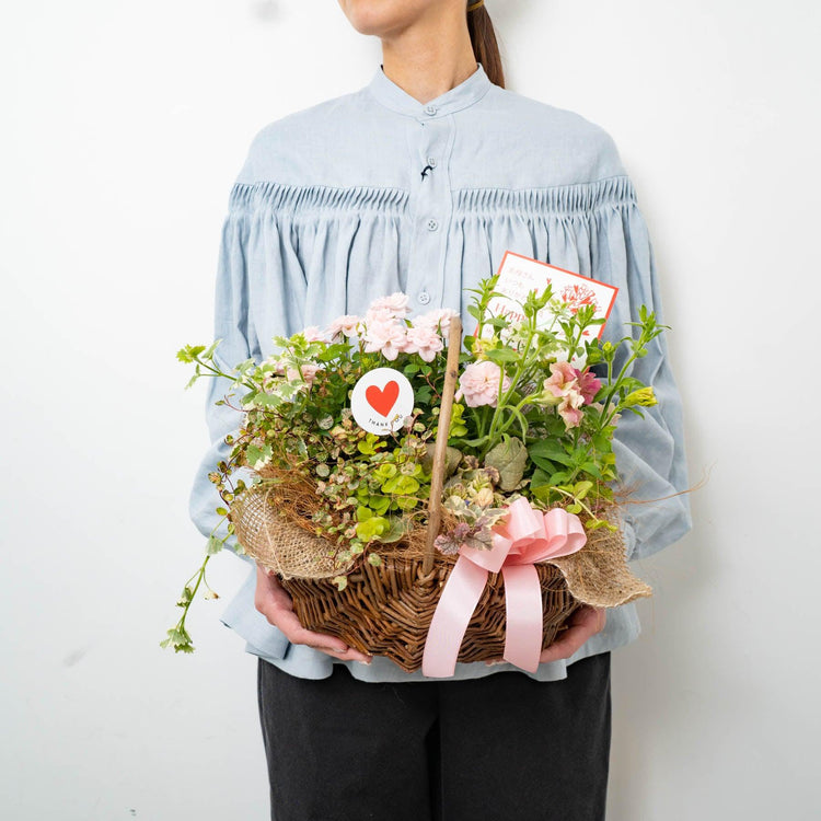 「Happy mother's day」 ありがとうの気持ちをお花に込めて - haus-netstore