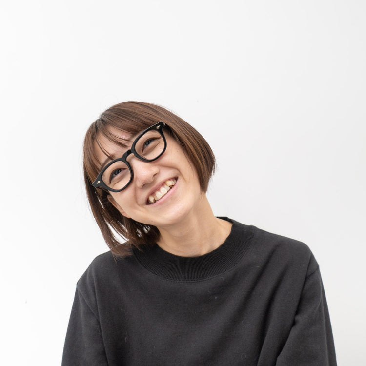 黒縁の本命。JULIUS TART OPTICAL - haus-netstore