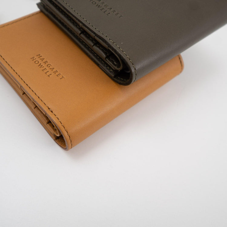 お財布を買うならやっぱり春？ - haus-netstore