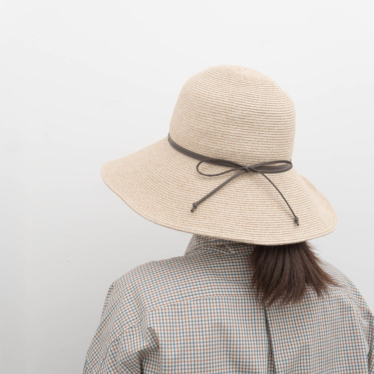 自然素材の機能美。SASAWASHIの帽子で、夏をスマートに。