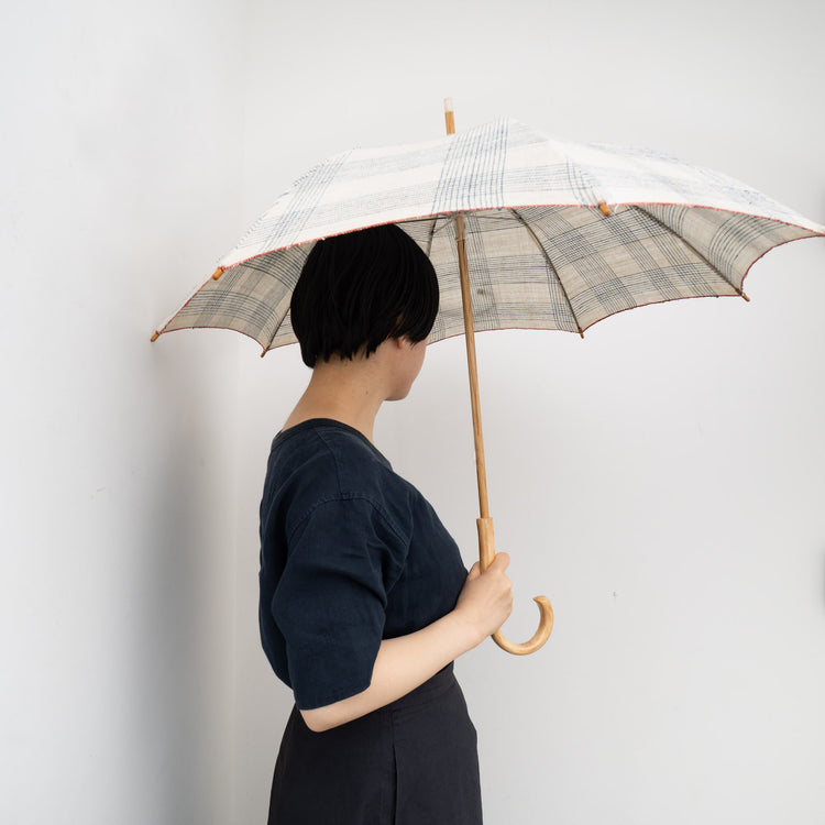 8/20(日)までの期間限定販売！「ラオスの生地」を使用したShoku日傘