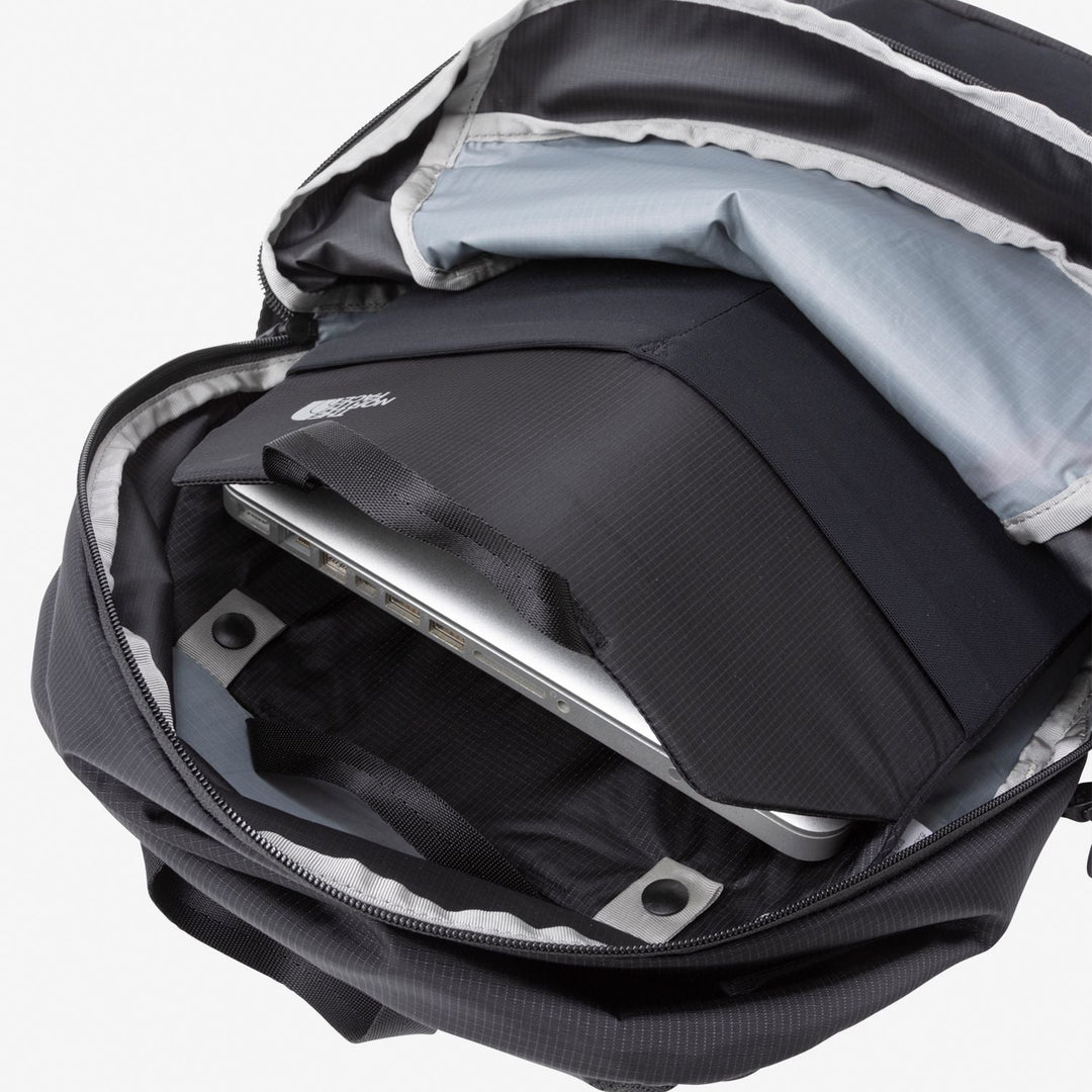 THE NORTH FACE/　Hazy Daypack