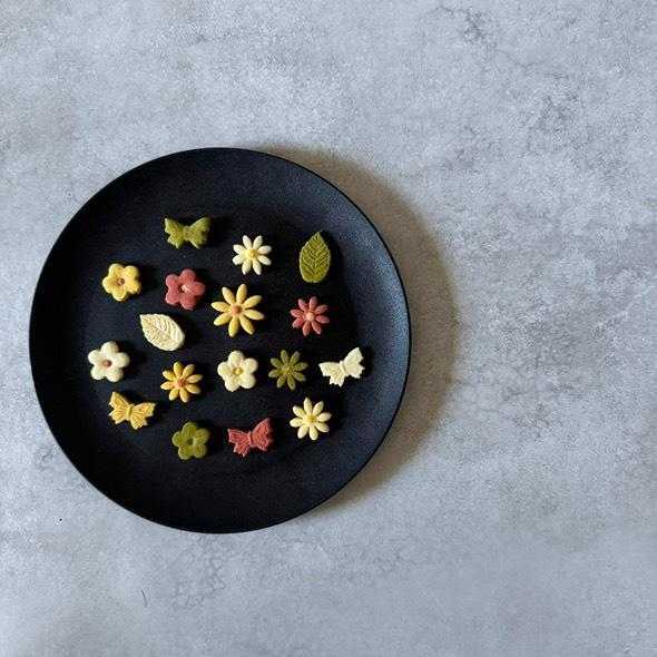 ペット用品-won time/　米粉とさつまいもの花びら無添加クッキー