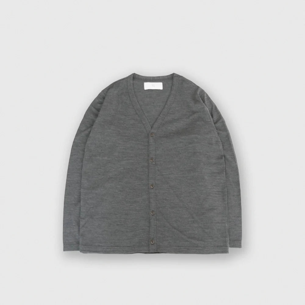 MUYA｜Merino wool Vneck cardigan No.2624-suomi（charcoal）