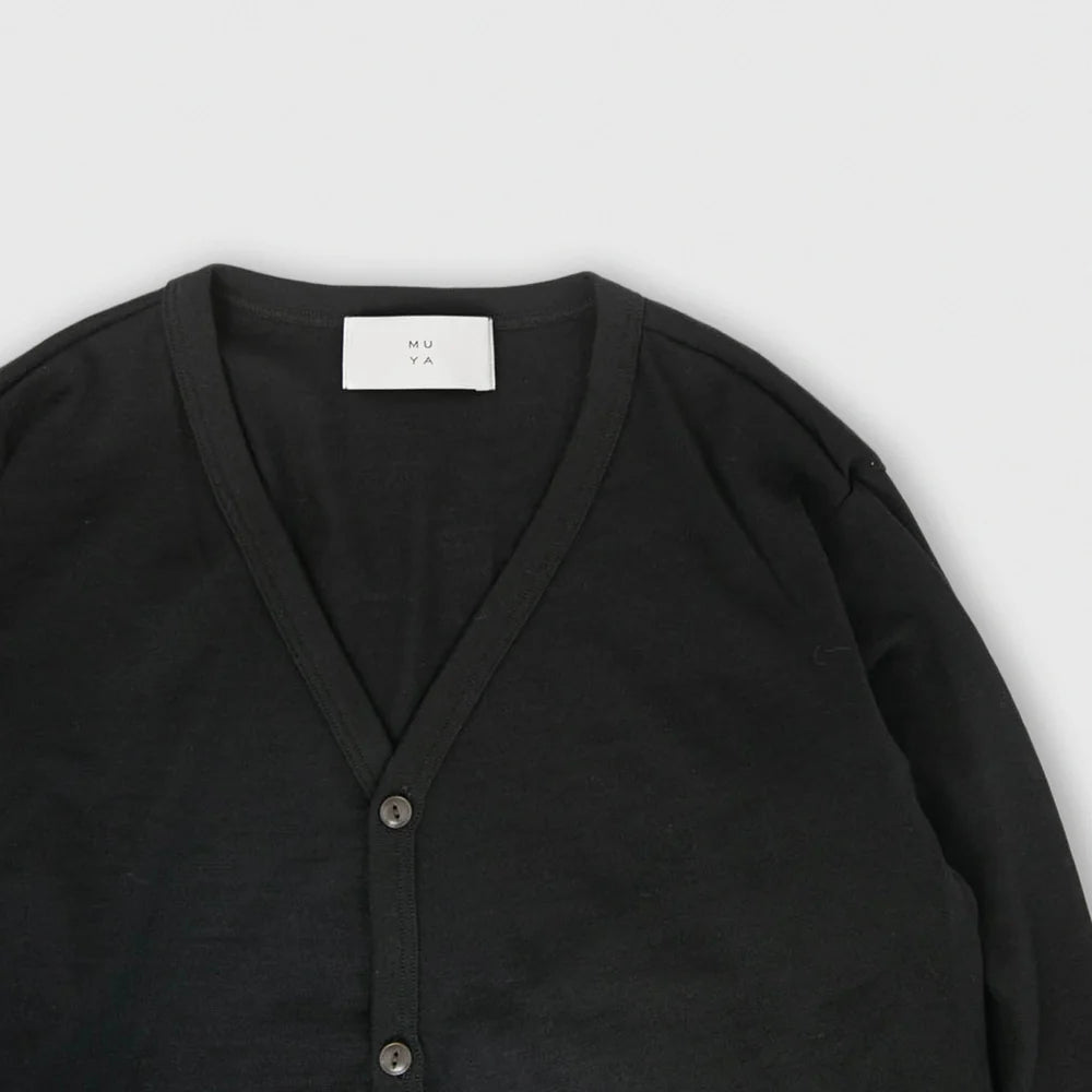 MUYA｜Merino wool Vneck cardigan No.2624-suomi