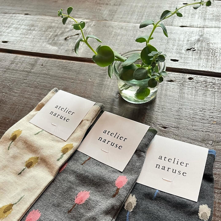 atelier naruse /WOMEN　cotton ~sirotsumekusa~ high socks