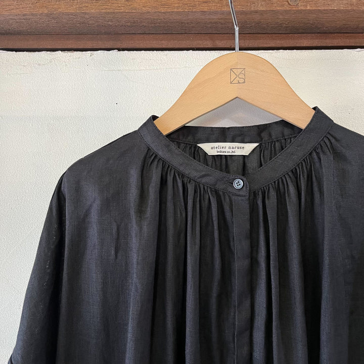 atelier naruse /WOMEN　2025｜linen wide gather one-piece / black na-t03100_C