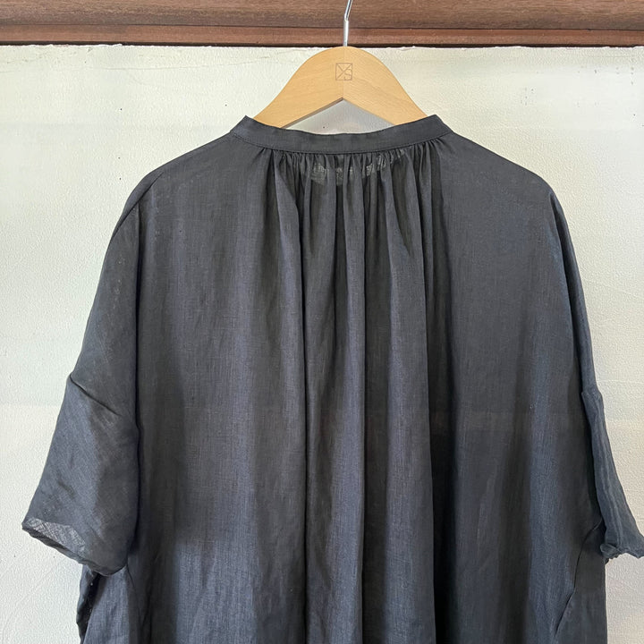 atelier naruse /WOMEN　2025｜linen wide gather one-piece / black na-t03100_C