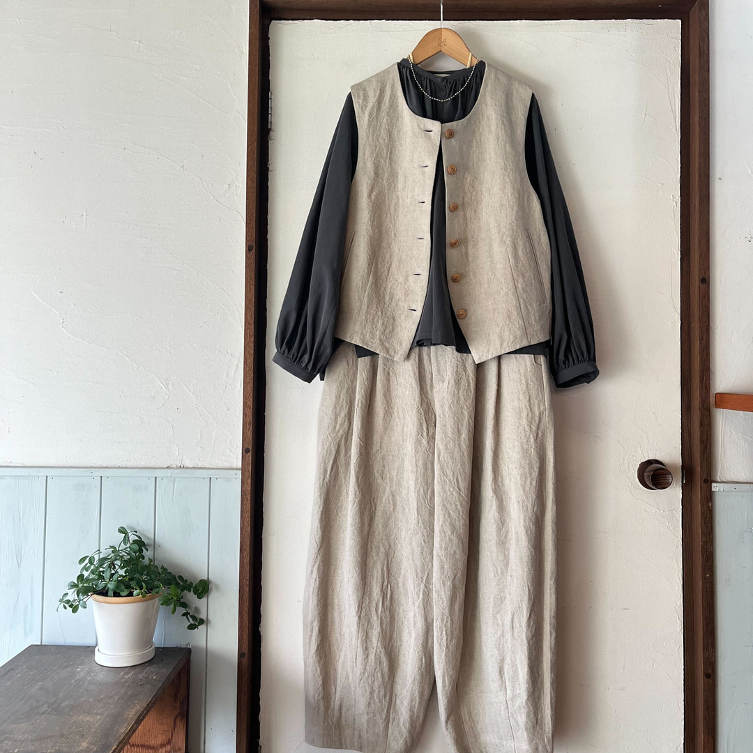 atelier naruse /WOMEN　2025｜linen vest na-f04062