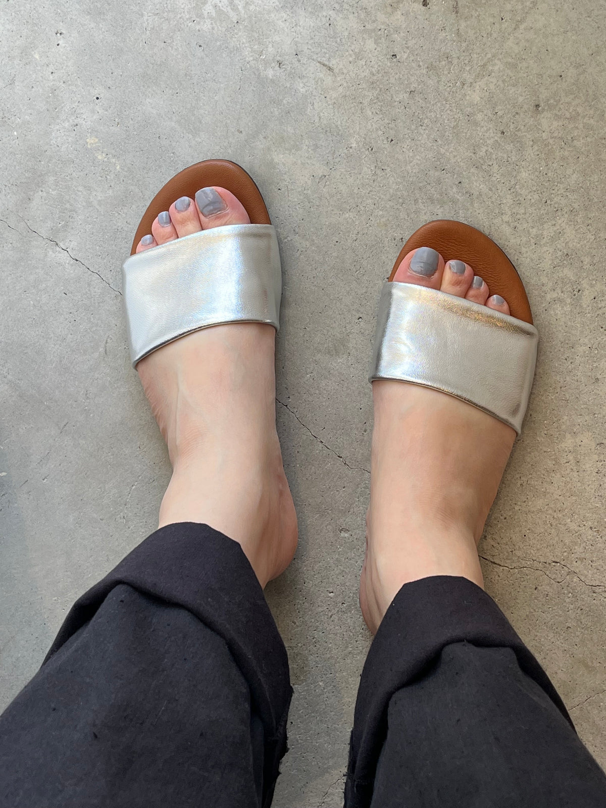 MARKO｜Leather Flat Sandal