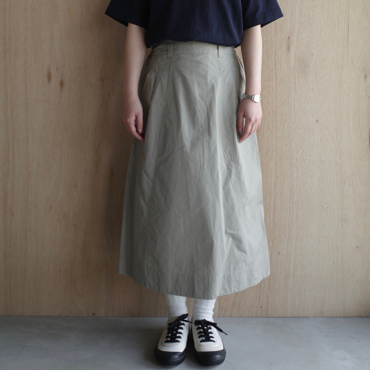 MHL.｜WOMEN　FINE COMPACT COTTON POPLIN SKIRT-suomi