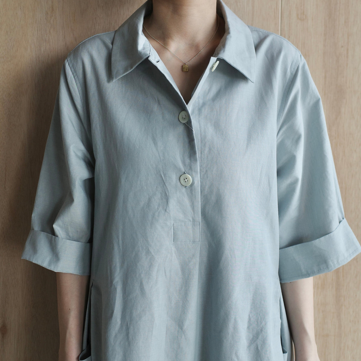 MARGARET HOWELL｜WOMEN　COTTON RAMIE CHAMBRAY DRESS