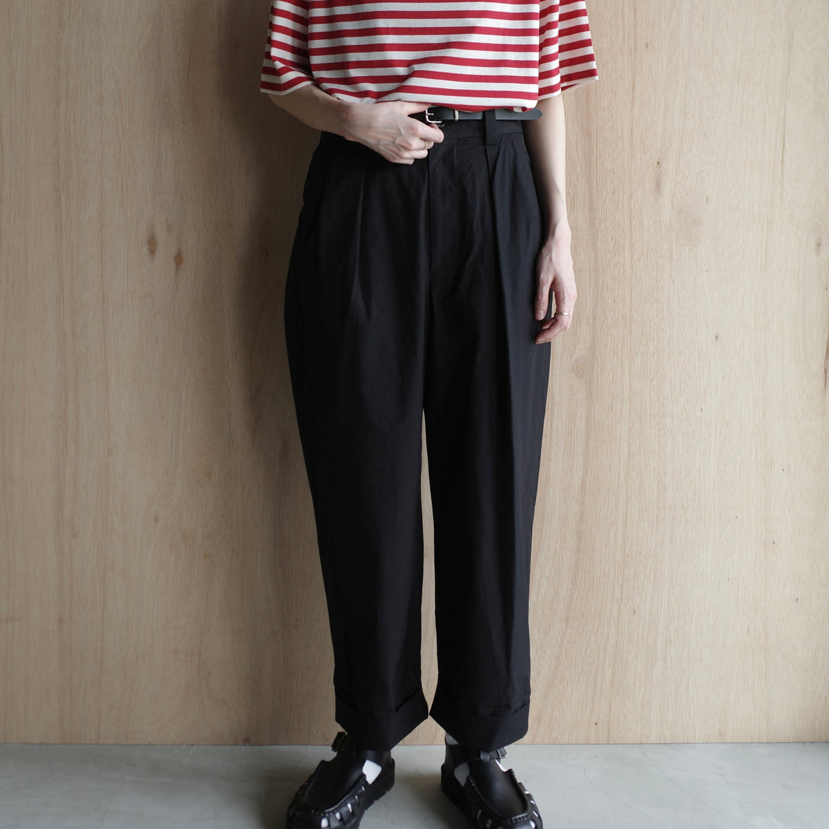 MARGARET HOWELL｜WOMEN　WASHED COTTON POPLIN TROUSERS-suomi