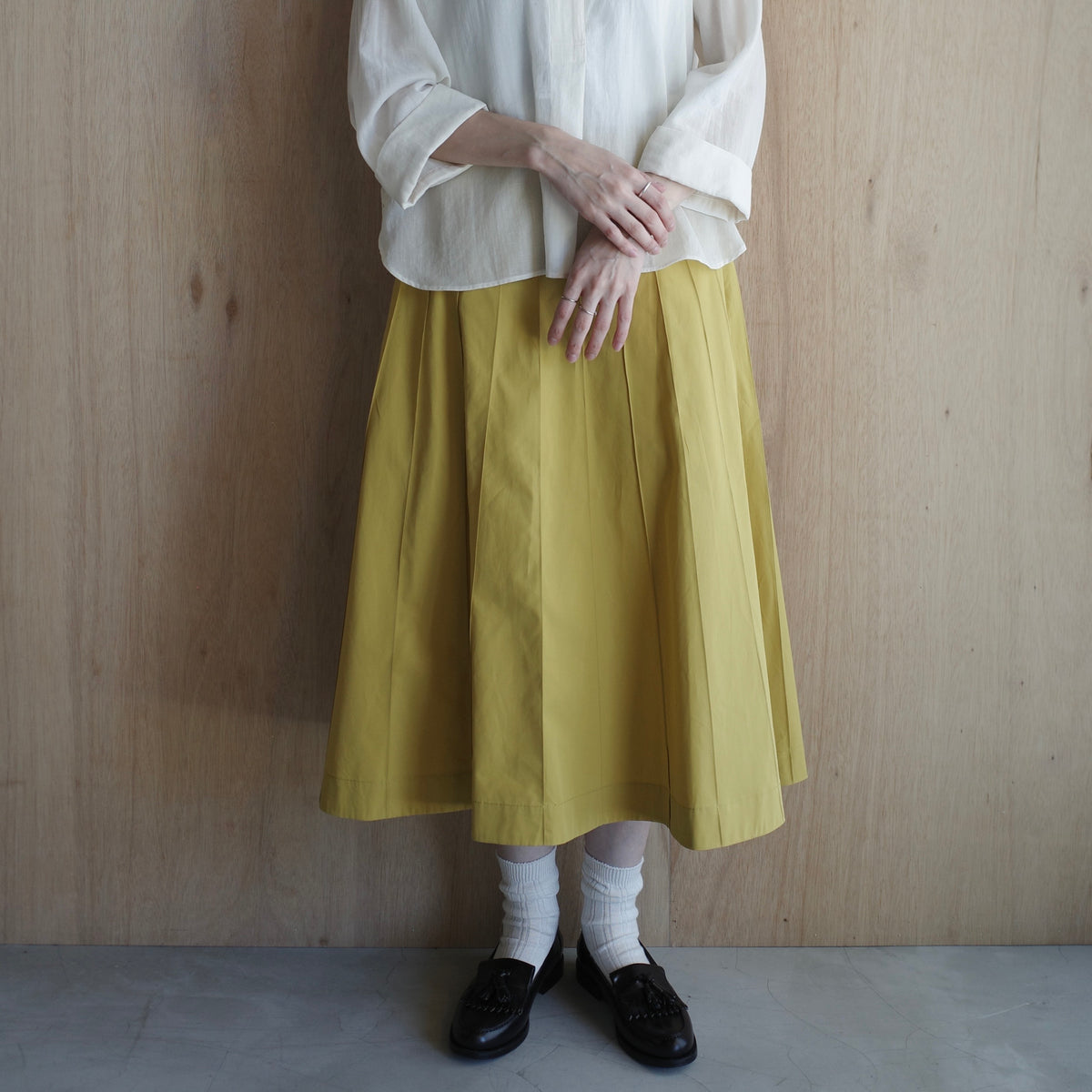 MARGARET HOWELL｜WOMEN　SOFT COMPACT COTTON SKIRT 5785232202-suomi