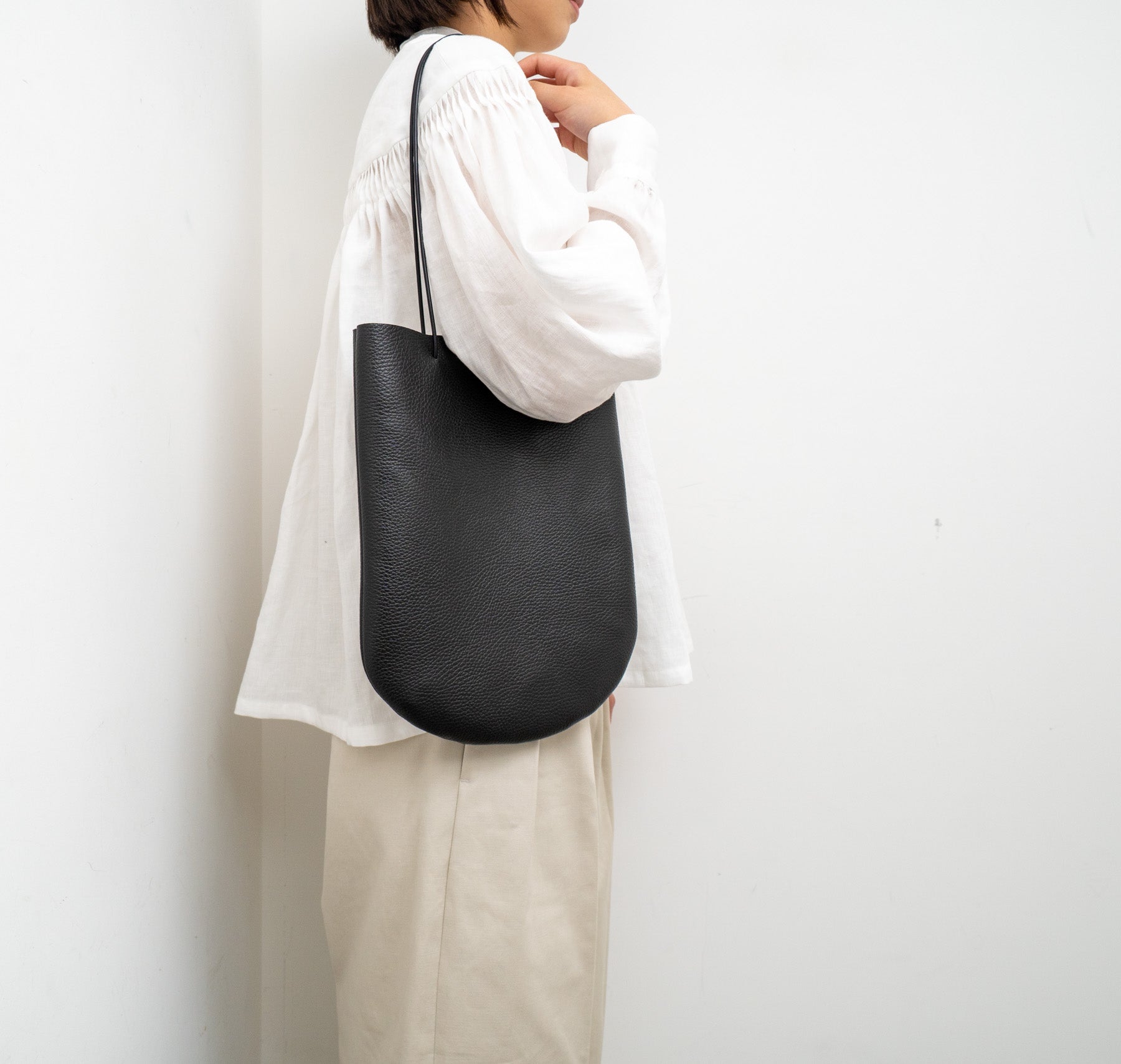 最終価格】_Fot フォート half circle bag トートバッグ