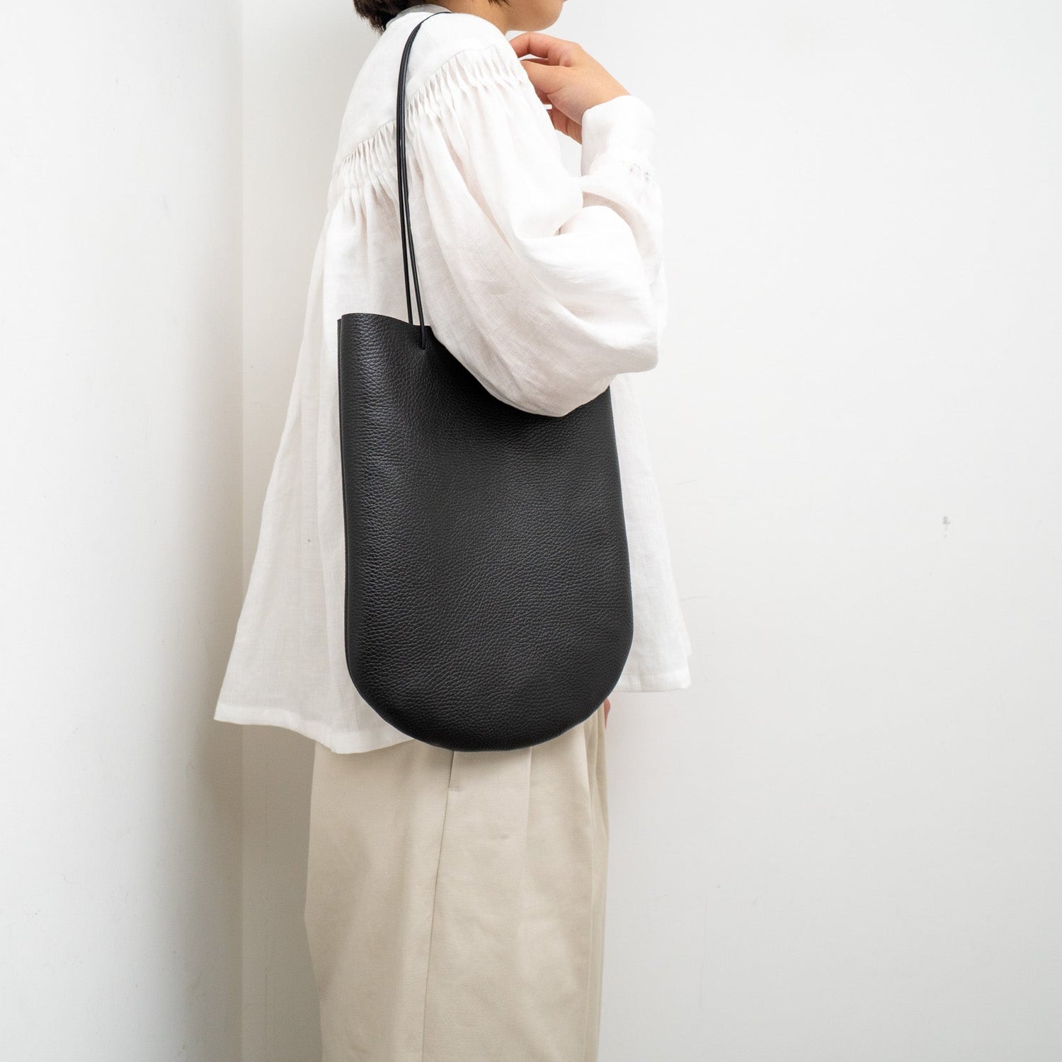 _Fot｜half circle tote 1303b