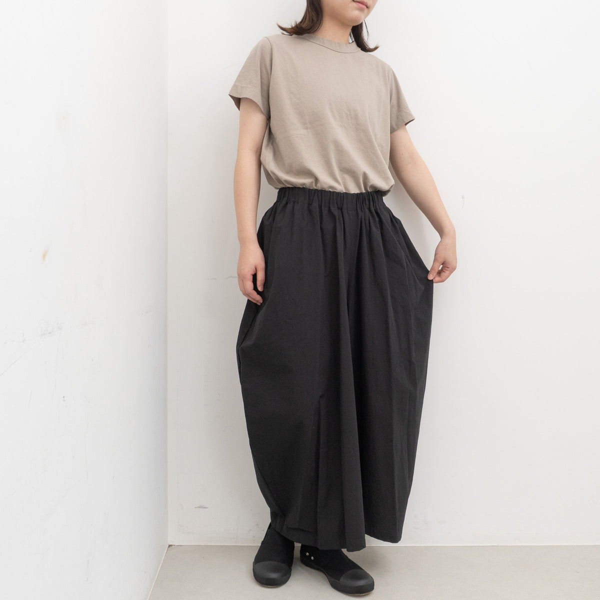 atelier naruse｜WOMEN　cotton high twist poplin gaucho pants na-h05117