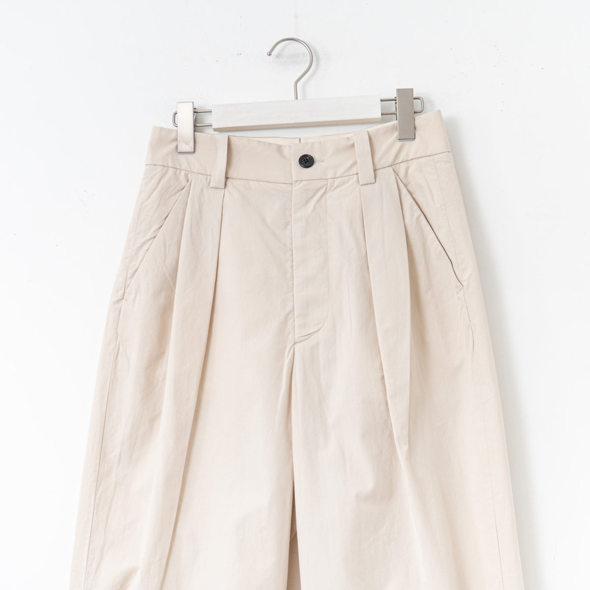 MARGARET HOWELL｜WOMEN　WASHED COTTON POPLIN TROUSERS-suomi