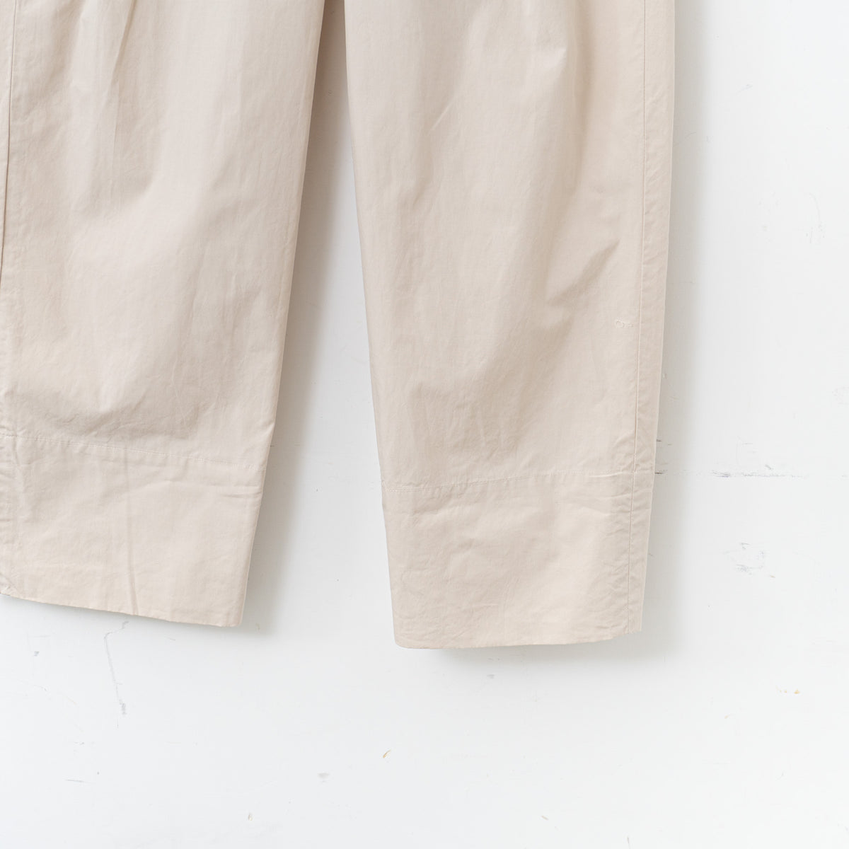 MARGARET HOWELL｜WOMEN　WASHED COTTON POPLIN TROUSERS-suomi