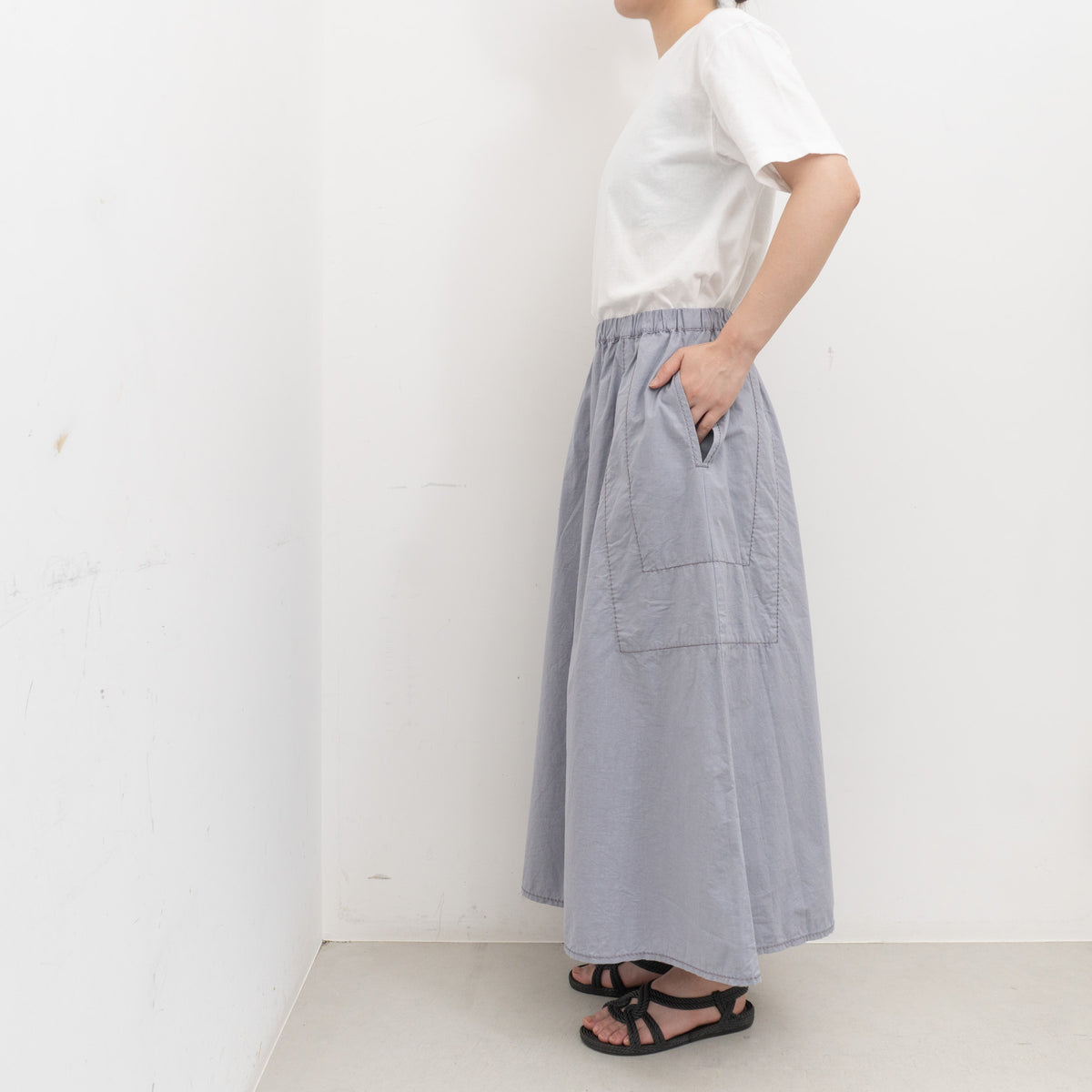 homspun｜WOMEN　バルキーシーチングセミフレアスカート　261-4418