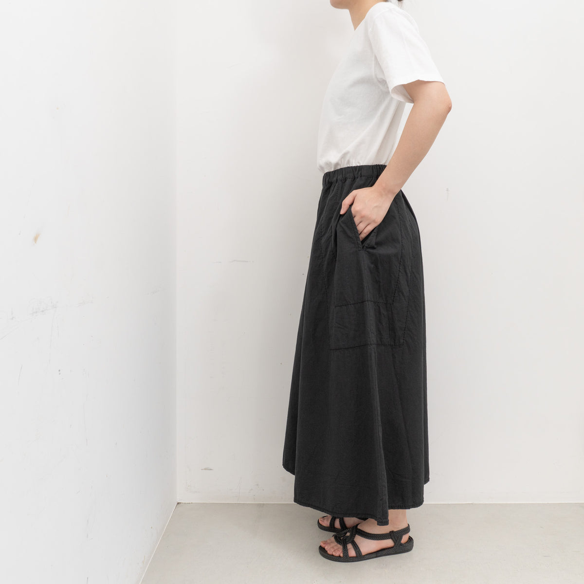 homspun｜WOMEN　バルキーシーチングセミフレアスカート　261-4418