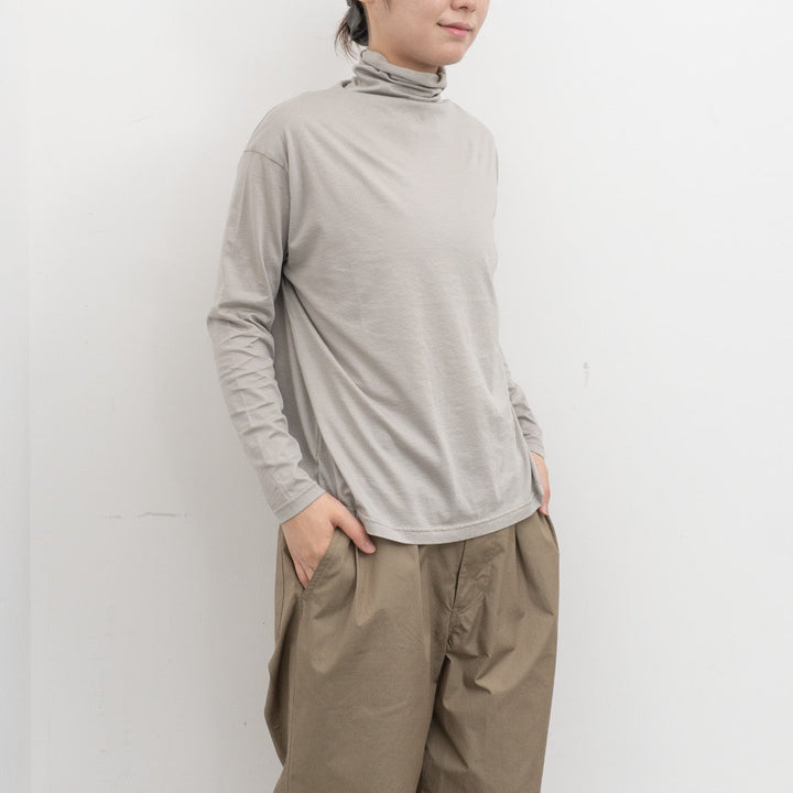 evam eva｜cut&sew turtleneck E263C005