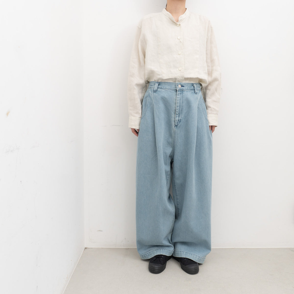 完売atelier naruse｜WOMEN　cotton denim wide tuck pants na-s05106