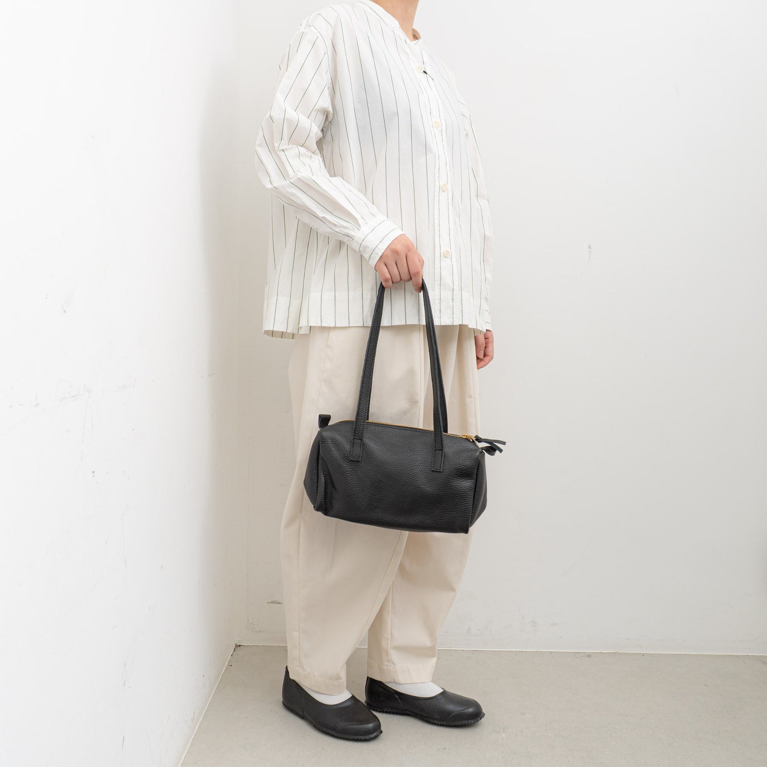 MARINE DAY｜MARIA Black シュリンク カウレザー ボストンバッグ-Y