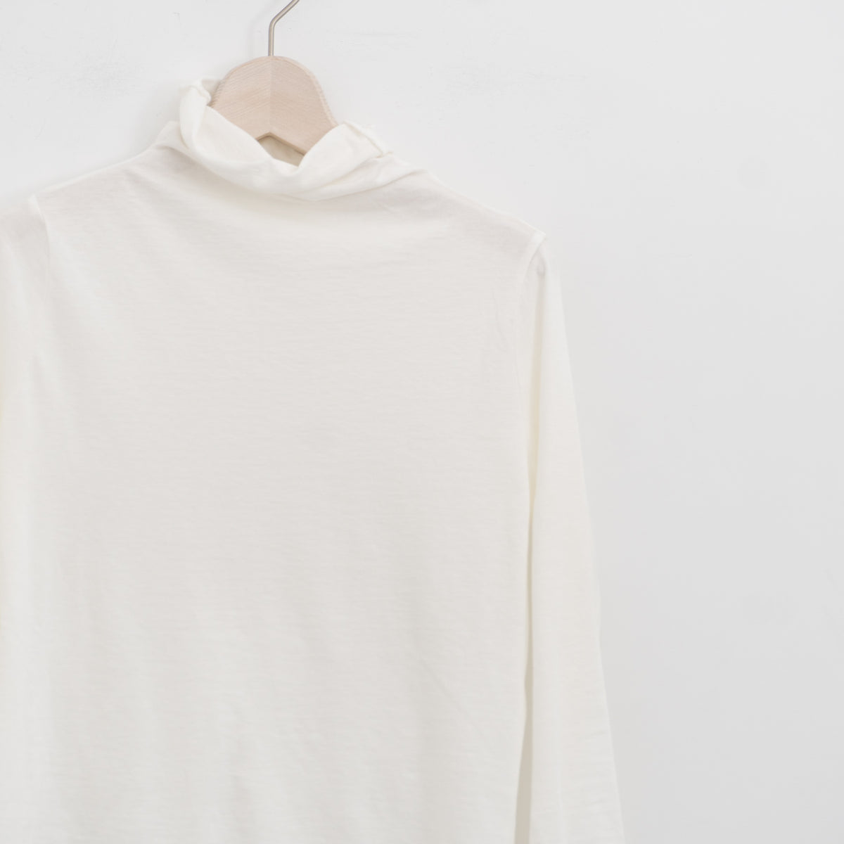 evam eva｜cotton cut&sew turtleneck pullover V002C029