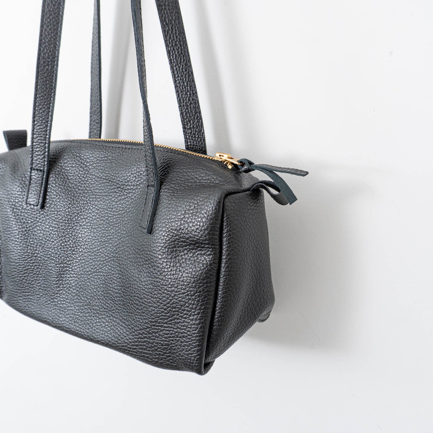 MARINE DAY｜MARIA Black シュリンク カウレザー ボストンバッグ-Y