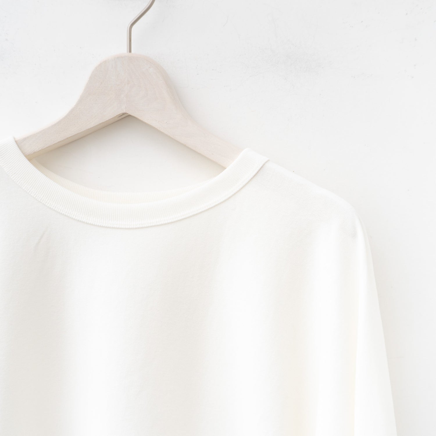 nonnotte｜MEN　Draping circular t-shirt A-N24S-057 bulewash-24ss