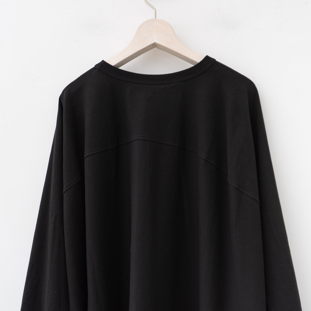 nonnotte｜MEN　Draping circular t-shirt A-N24S-057 bulewash-24ss