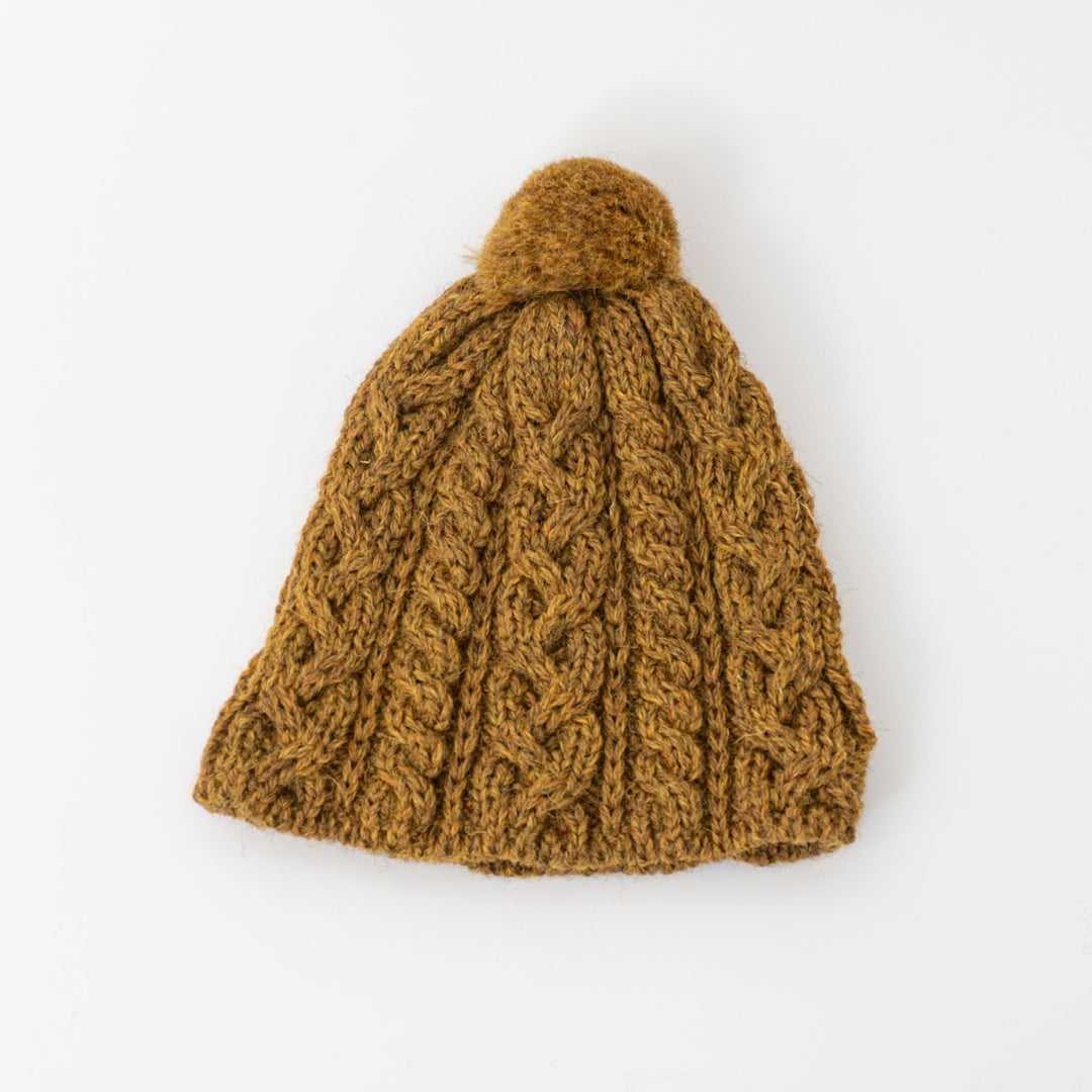 Highland 2000/　ケーブル編みティーコージー(6カップ ティーポット用)