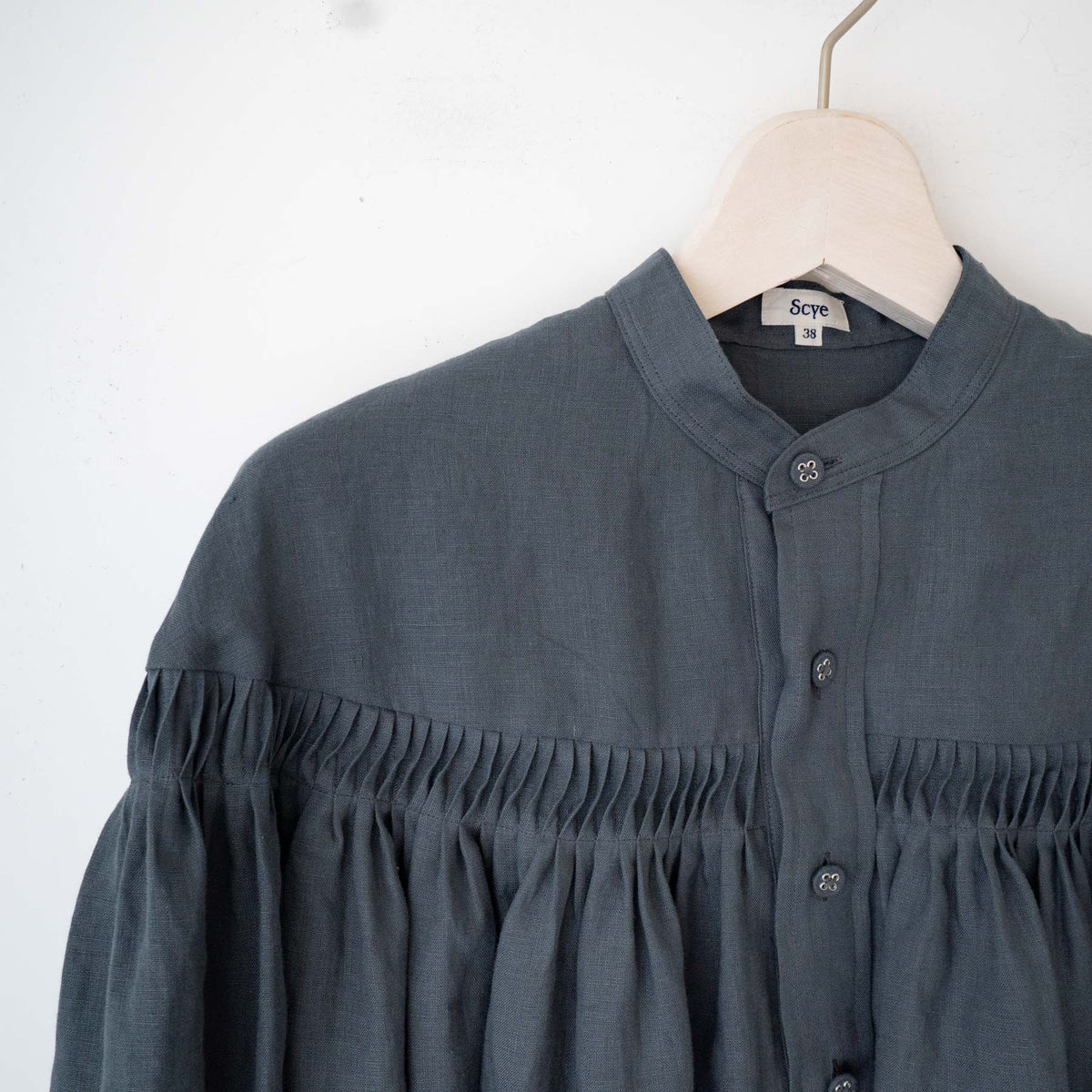SCYE BASICS｜WOMEN　Organic Linen Tuck Half Placket Shirts 1225-31001