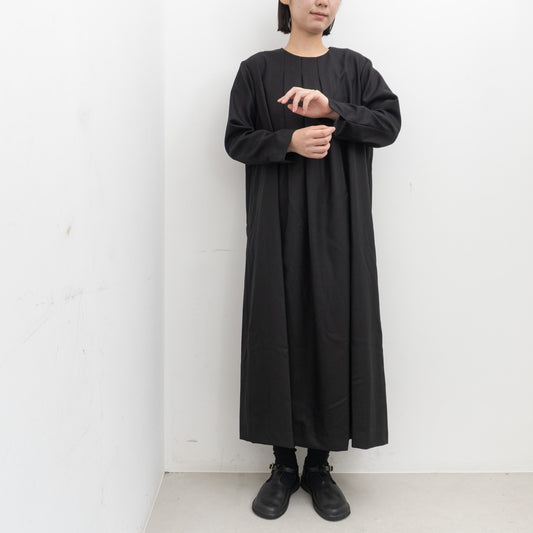 evam eva｜black tuck one-piece E263T053