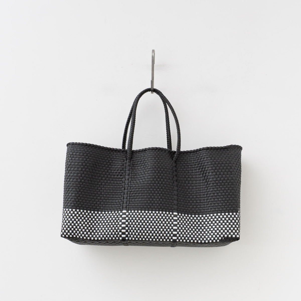 Cilantron｜MERCADO BAG size:M（BLACK×WHITE）