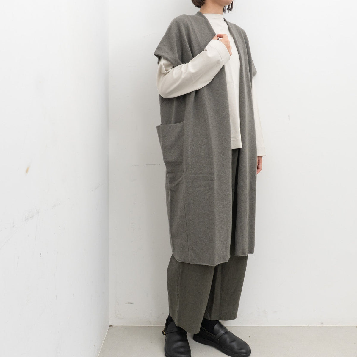 evam eva｜wool long vest E263K066