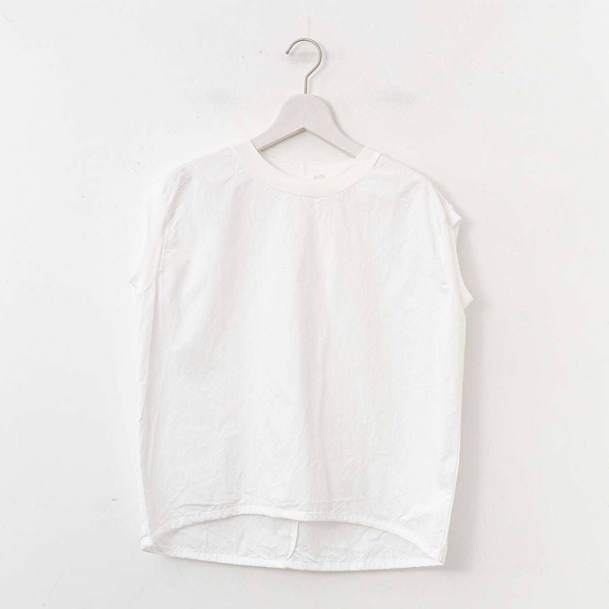 homspun｜WOMEN　コンパクトウェザーノースリーブブラウス　251-5743（1.white）