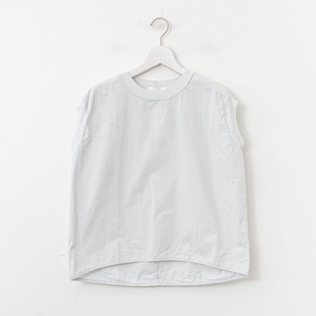 homspun｜WOMEN　コンパクトウェザーノースリーブブラウス　251-5743（2.powder blue）