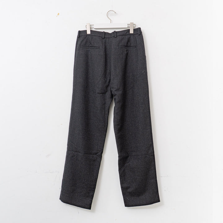 evam eva/　wool tuck pants E223T153