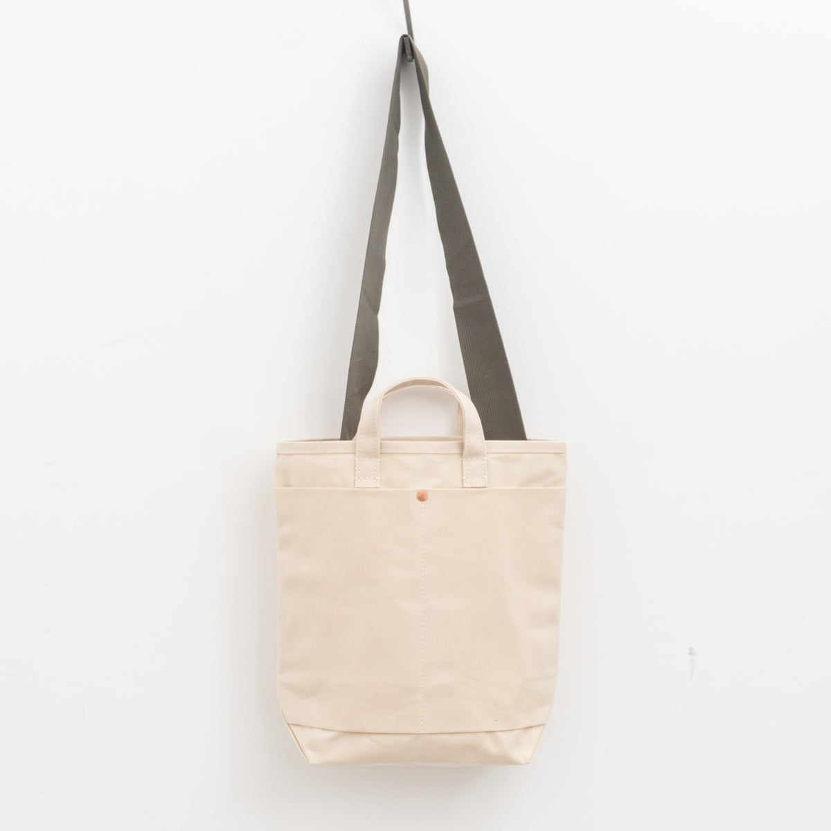 holk｜tote ② by this is a(n) 045