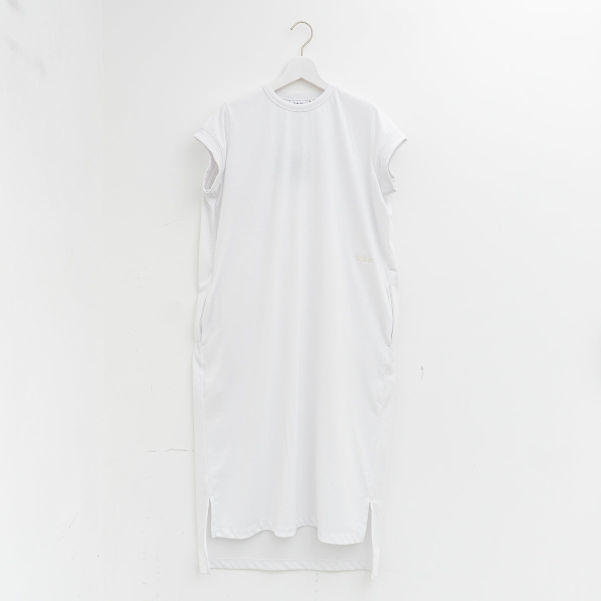 WILD THINGS｜WOMEN　FASTDRY FLEX ONEPIECE（WHITE）