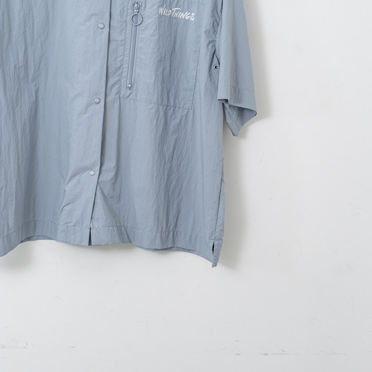 WILD THINGS｜UNISEX　BEACH SHIRT