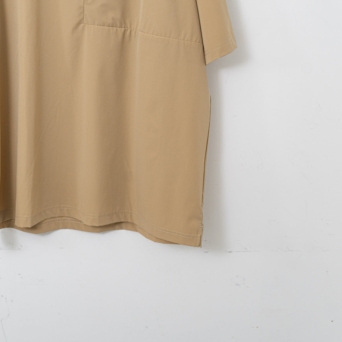 WILD THINGS｜MEN　ELASTIC NYLON BASE CREW