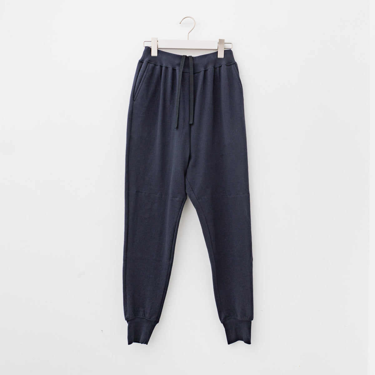 ゴーシュ｜吊ループライト天竺 ジョガーパンツ　G241-T043（NAVY）