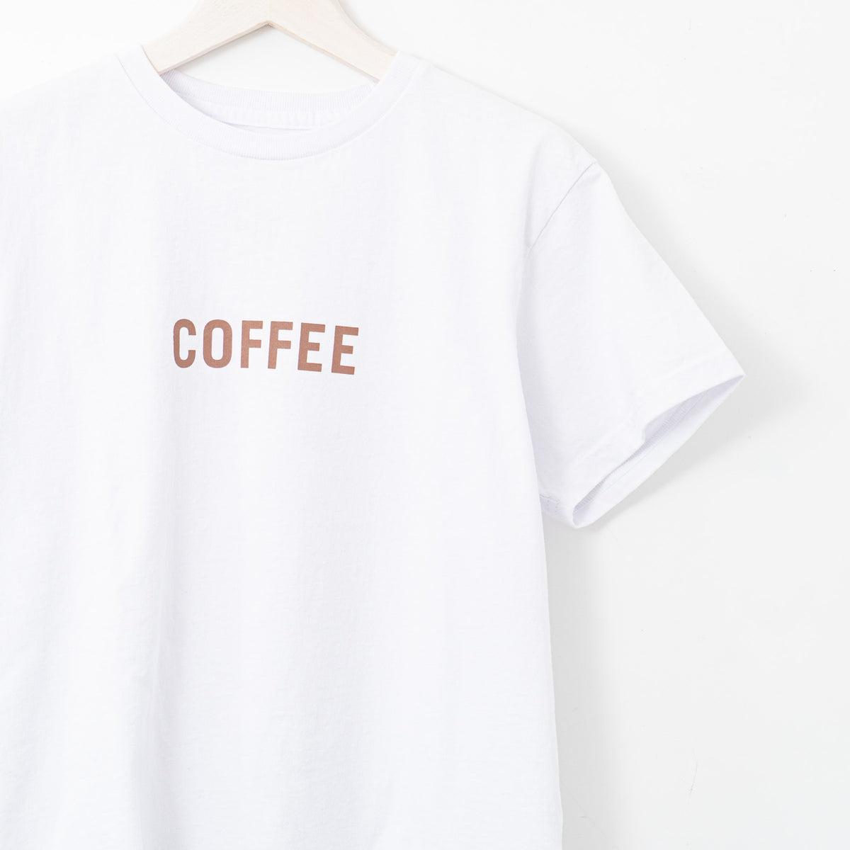 SUNSHINE+CLOUD｜UNISEX　grown in the sun Tシャツ COFFEE-MILK（white）