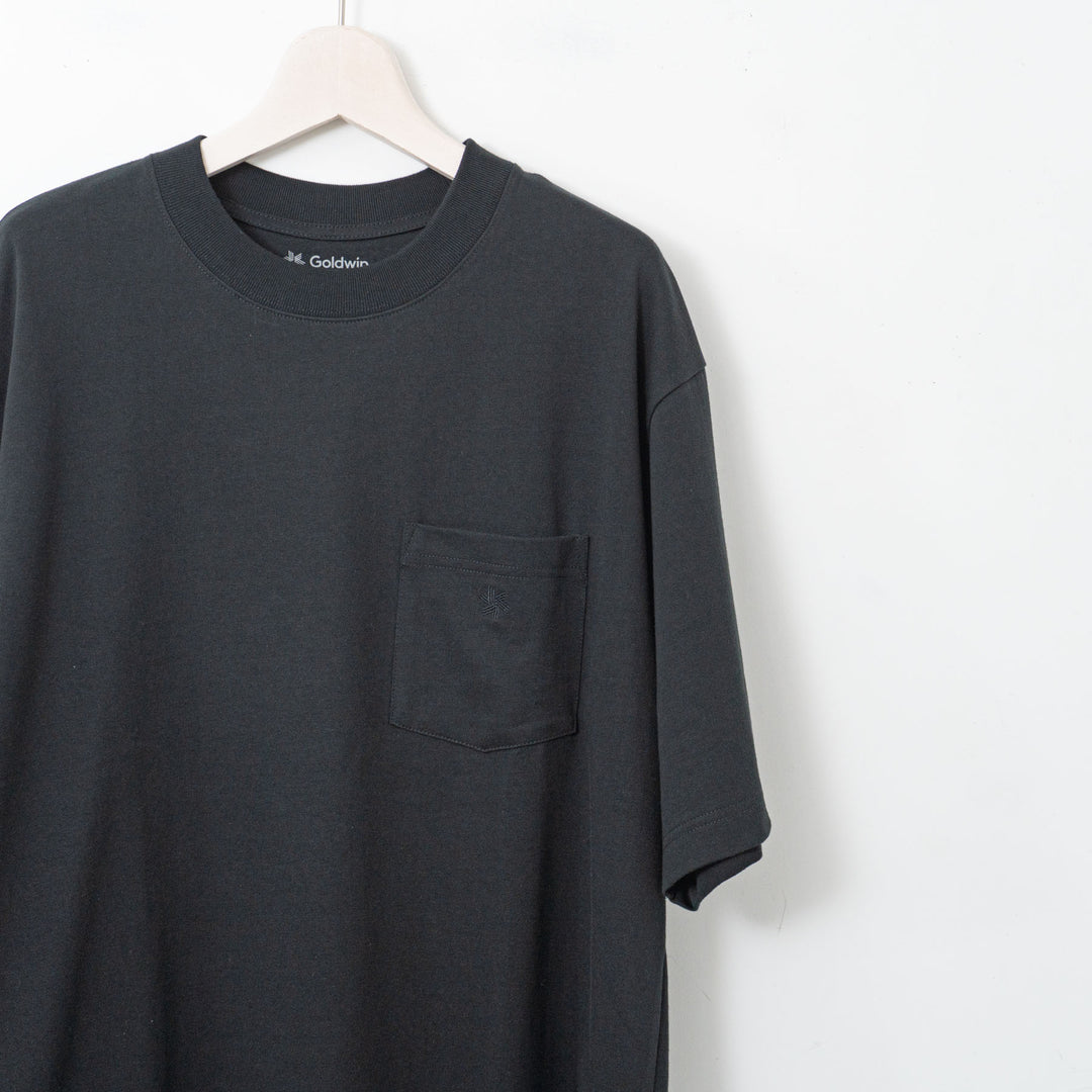 GOLDWIN/UNISEX　Oversized Pocket T-shirt