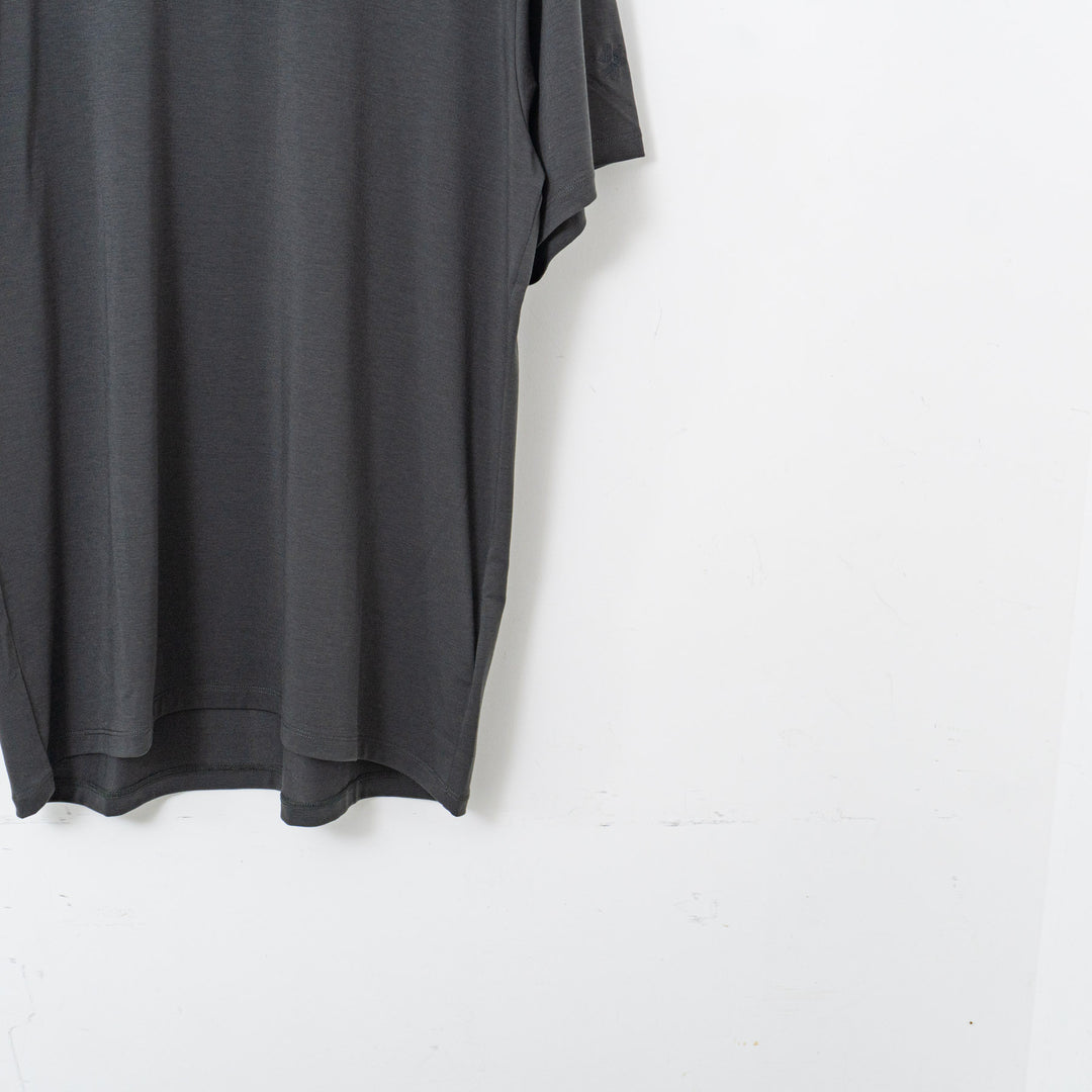 GOLDWIN/MEN　POLARTEC Delta T-shirt