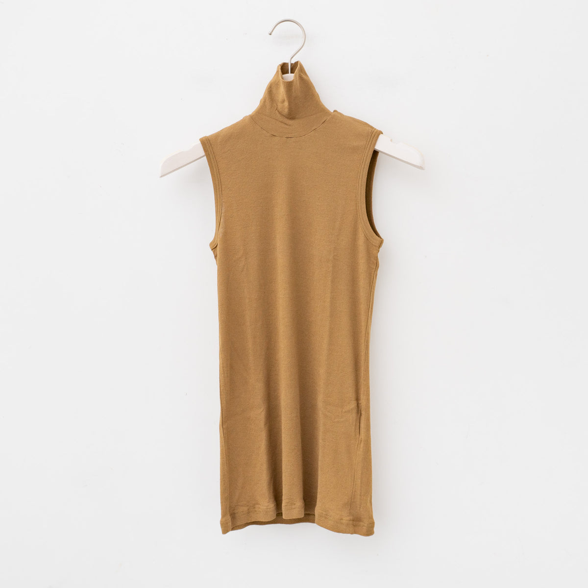 ゴーシュ｜80/1強撚フライス タートルネック G241-T049（MUSTARD）